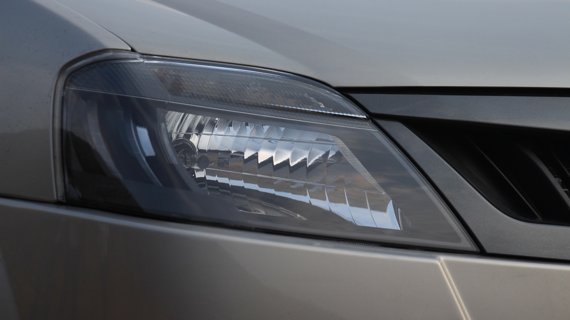 Mahindra-Verito-Vibe- Exterior